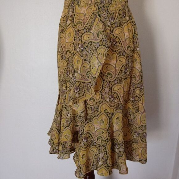 Loft Elastic Waist Ruffle bottom summer sk… - Picture 2 of 6